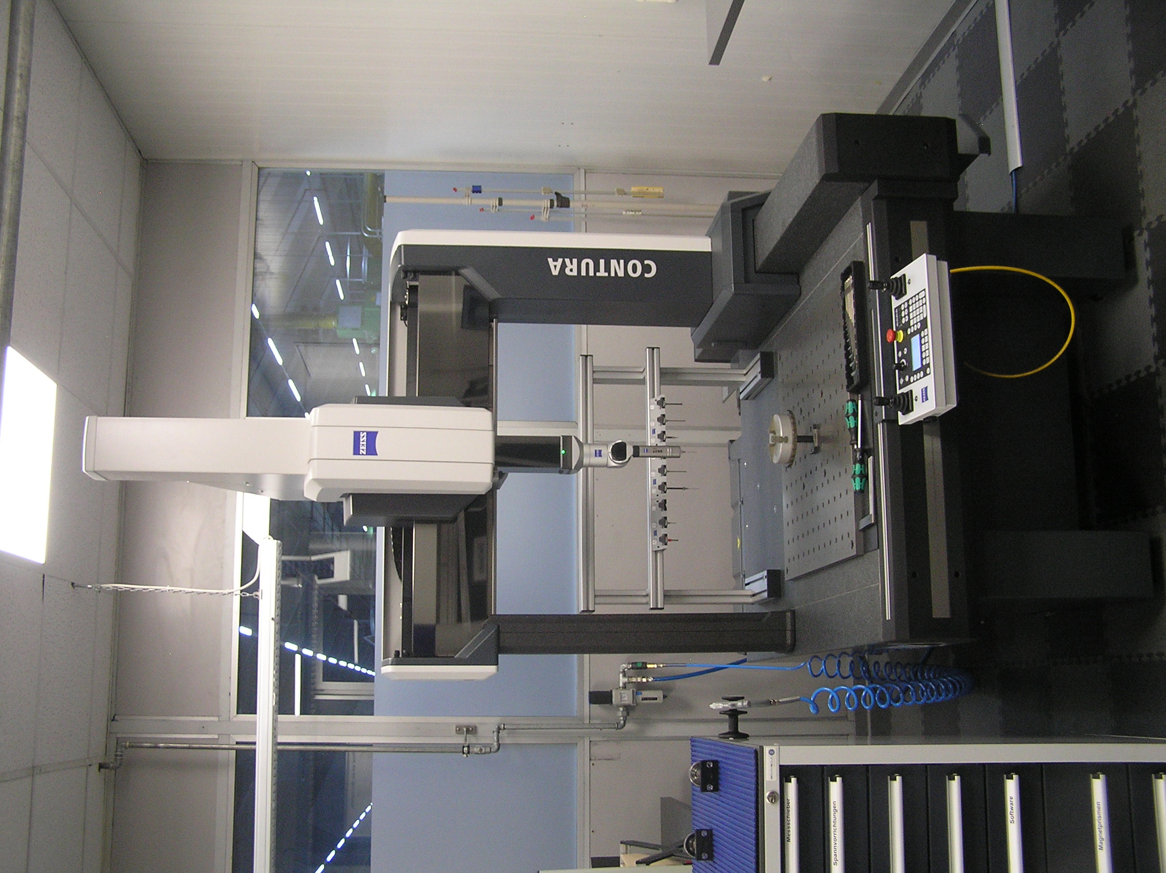 Zeiss Contura